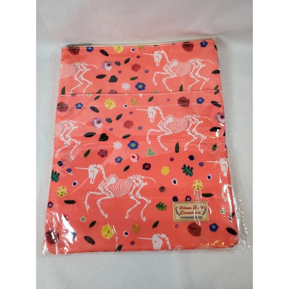 Wanna Be a Dreamer‎ Stationary Series Pink Bones Padded Book Sleeve Protector